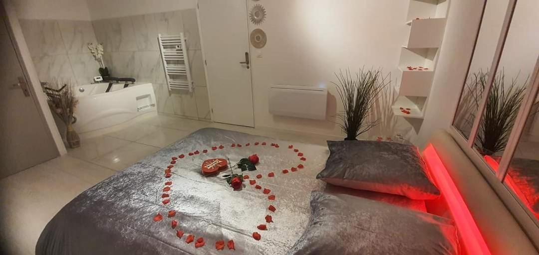 Love Rooms De La Presqu'Ile Saint-Vincent-de-Paul  Buitenkant foto