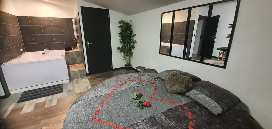 Love Rooms De La Presqu'Ile Saint-Vincent-de-Paul  Buitenkant foto